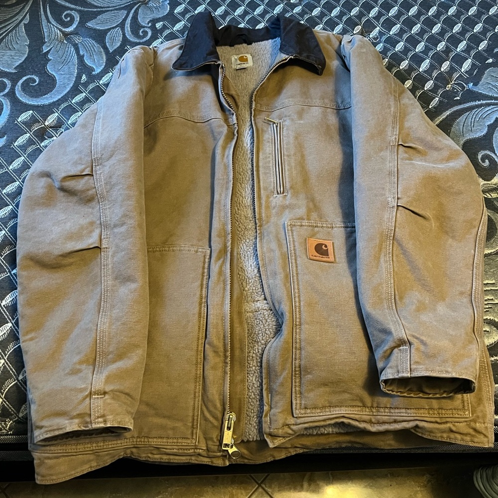 Cathartt sherpa lined coat